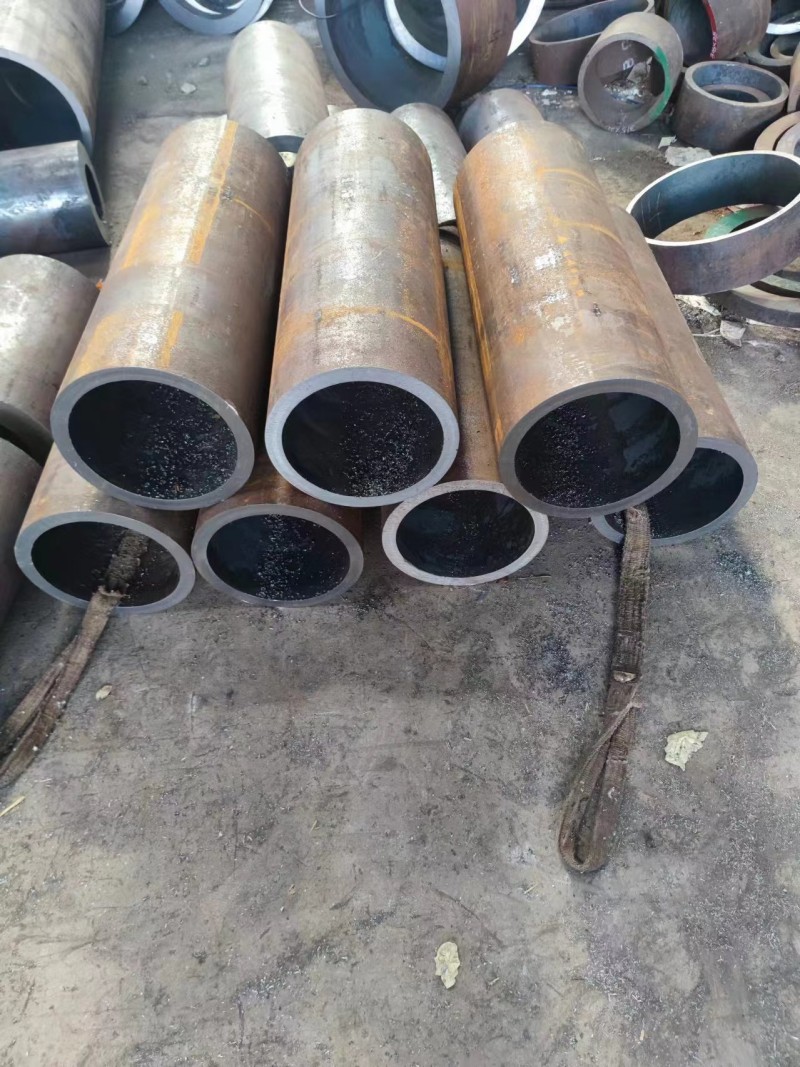 威海威海威海12Cr1MovG无缝钢管切割